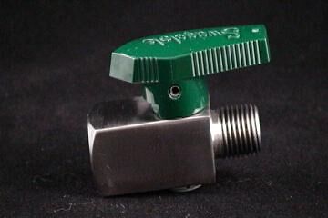 9390 - Nupro Valve, Male-Female (OPTIONAL)