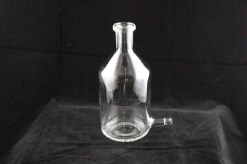 5047 - 250ml Level Bottle