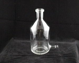 5047 - 250ml Level Bottle